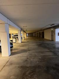 Cinque posti auto a piano secondo sottostrada ubicati in...