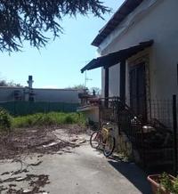 LOTTO UNICO: Abitazione sita in CAVE (RM), Via Morino...