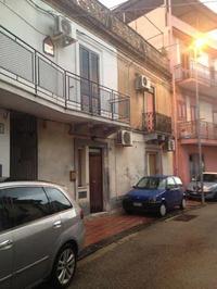 META' INDIVISA IMMOBILE SITO IN MESSINA, VILL. SANTO, IL...