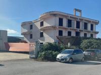 Palazzina uffici grezza con mensa e piano interrato sita...