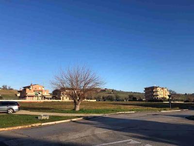 Diritti di piena proprietà per la quota di 1/1 di TERRENO RESIDENZIALE sito...