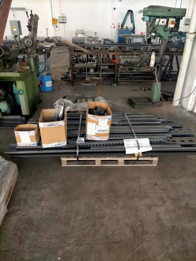 Materiale kit pianale EGO 5 UK (q.tà 10).