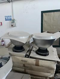 N. 2 fari a soffitto. Valore di € 100,00