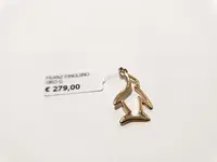 (Lotto n.1847) un ciondolo in oro giallo 18 kt a forma...