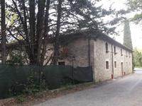COMPENDIO IMMOBILIARE DESTINATO AD AGRITURISMO...
