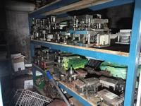STOCK DI STAMPI PER PRESSE (SETTORE OCCHIALERIA) 