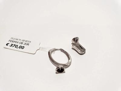 (Lotto n.1865) una chiusura per collana in oro bianco 18 kt gr. 2,00