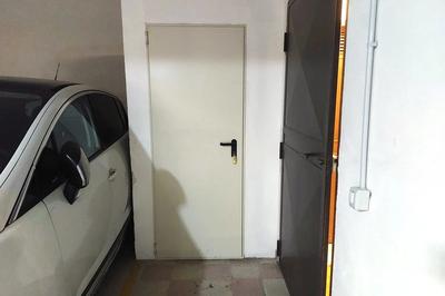 Posto moto interrato in complesso residenziale a Messina (ME), in Viale Principe Umberto snc. Superficie commerciale di 3,00 mq. Condizioni discrete Per maggiori informazioni visitare il portale www.quimmo.it - Codice annuncio 2640116