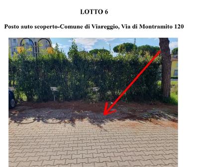 I diritti dell'intera piena su posto auto scoperto di...