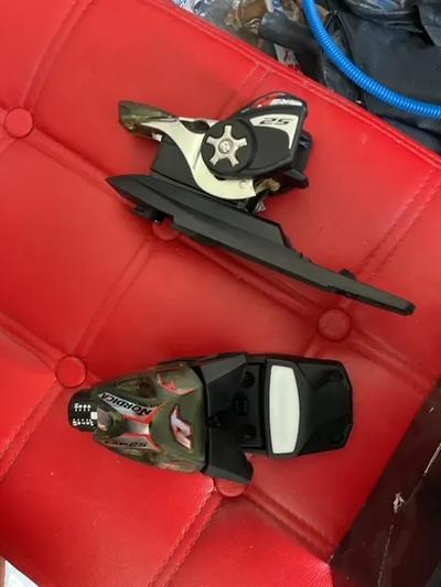 Lotto costituito da:- Nordica conquer XBI CT Taglia 170cm verde 0A1070001A6...