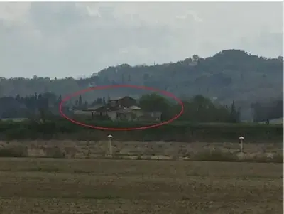 FABBRICATO CON TERRENO IN CHIUSI (SI)