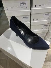 Lotto 1 - costituito da: CALZATURE DONNA/UOMO/BAMBINO/A,...