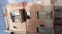 Fabbricato per la civile abitazione sito in Lentini, via Argenta n.4, composto da un locale garage al piano terra, con ingresso dalla Via Diaz n°7, di circa metri quadrati 25, una camera ed accessorio al piano secondo, una camera ed accessorio al primo piano, una camera ed accessorio al piano terzo e una camera e terrazzino al livello quarto piano