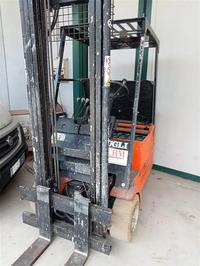 CARRELLO ELEVATORE ELETTRICO Lugli, modello L3.20