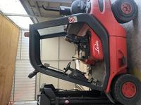 ID. 2 :- CARRELLO ELEVATORE A GASOLIO LINDE H25, CON...