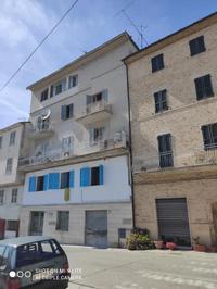 Diritti di piena proprietà su Edificio di civile...