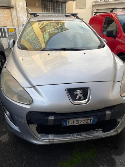  Autovettura Peugeot 308 sw tg. EJ 327 ZY, telaio n. VF34E9HP0BS209396, anno di immatricolazione 2011, alimentazione a gasolio, cc 1.560, euro 5A, revisione scad. 8/2025, Km rilevati389.898 provvista di carta di circolazione e 2 chiavi, sprovvista di CDP
