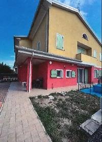 Lotto 2) Piena proprietà di unità immobiliare ad uso...