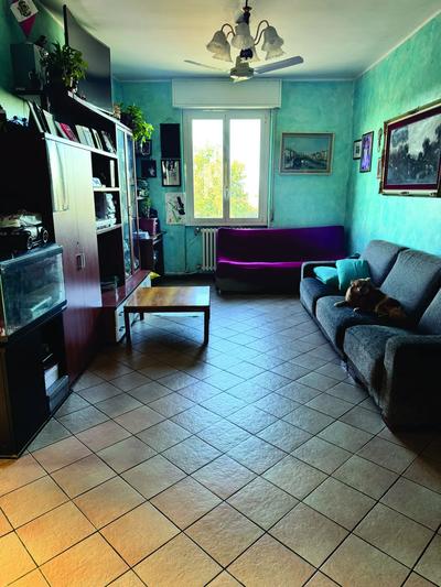 appartamento con cantina di mq 86IL TRIBUNALE DI MONZA NON HA CONFERITO ALCUN INCARICO A INTERMEDIARI O AGENZIE IMMOBILIARI PER LAPUBBLICITÀ GIUDIZIARIA E L’ASSISTENZA ALLA PARTECIPAZIONE ALL’AST...