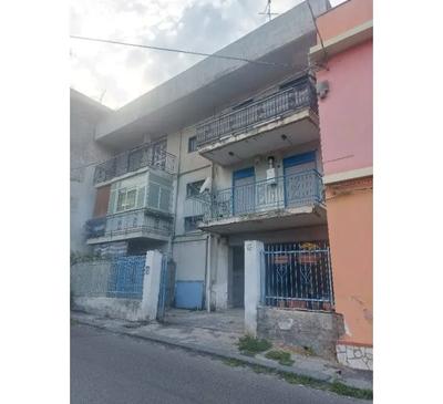 Piena proprietà di appartamento per la quota di...