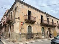 Intera proprietà di abitazione in Pachino (SR), Via...