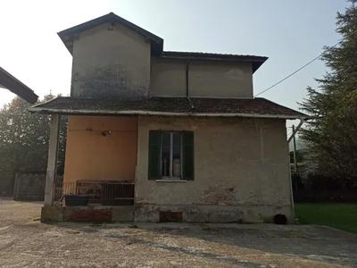 Piena proprietà per la quota di 1000/1000 di: A) Negozio...