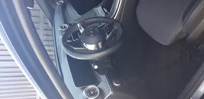 LOTTO COMPOSTO DA AUTOVETTURA MARCA MERCEDES CLASSE C TARGA ESTERA RVSL1213, KM 27.693 CIRCA PRESENTE N. 1 CHIAVE, MANCANTE DI LIBRETTO DI CIRCOLAZIONE NELLO STATO DI FATTO E DIRITTO IN CUI SI TROVA