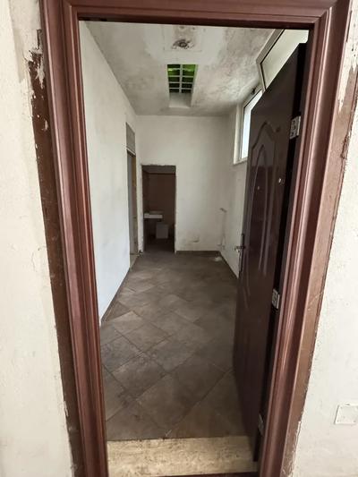 Fabbricato civile ubicato a Cori (LT) - Via Giacomo Matteotti 37, scala unica.