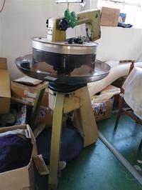 STOCK DI ATTREZZATURE E ARREDI PER PRODUZIONE TESSILE 