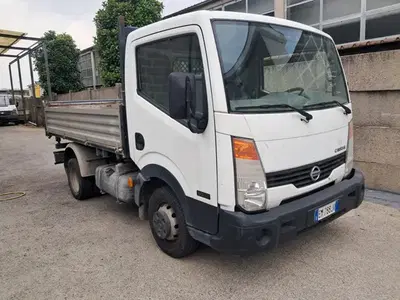 Autocarro Nissan Cabstar  tg. EM788JV, cassone ribaltabile trilaterale, anno 2012 - L.G. MC Service
