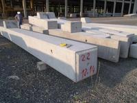 N° 28 Pilastri mc 152,18; 510,00 €/mc; N° 3'0 barriere...