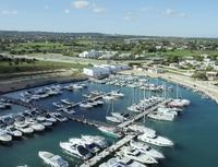 Porto Turistico Cala Ponte Marina a Polignano a Mare...