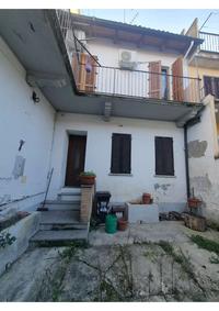 Trattasi di fabbricato residenziale, posto in Vignale...