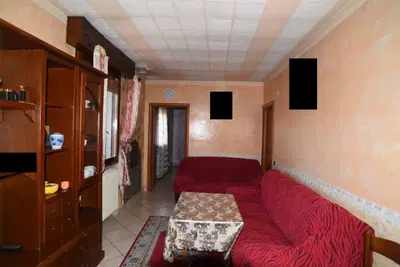 Piena proprietà di appartamento situato al piano secondo...
