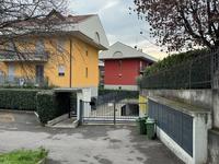 Piena proprietà di appartamento con cantina ed...