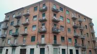 Alloggio al piano primo (2°f.t.) composto da ingresso,...