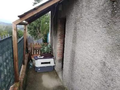 - Piena proprietà dell’appartamento sito in Certaldo (FI), località Cafaggio n. 168. All’edificio si accede tramite una strada sterrata che si dirama da Via Oliveto, a sua volta proveniente dalla S...