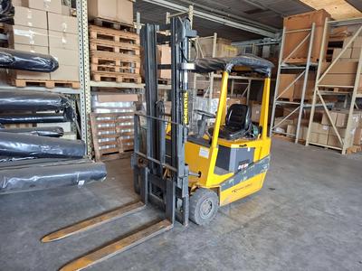 (Lotto n.58) Carrello elevatore Detas Robustus SE320 matr. 45069, anno 1998...