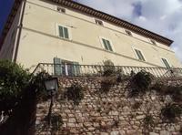 Palazzo Gentilizio sito nel centro storico di Trevi, in...