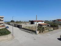Quota di 1/2 del diritto di proprietà del terreno...
