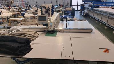 Macchine da cucire industriali di marche eterogenee, progettate e realizzate...