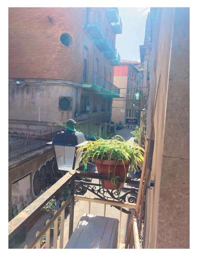 Piena proprietà di un appartamento per civile abitazione, posto al primo...