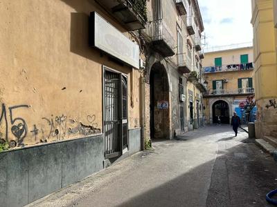 Piena ed intera proprietà di compendio immobiliare in Acerra Via Filomarino...