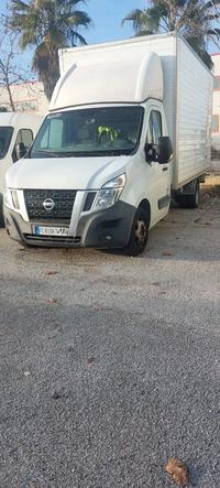 Lotto 4: Autocarro furgonato Nissan NV 400 targato...