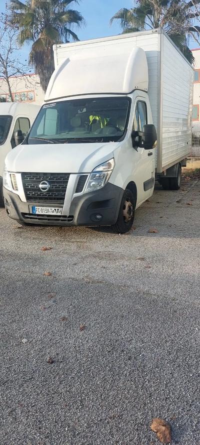 Lotto 4: Autocarro furgonato Nissan NV 400 targato...