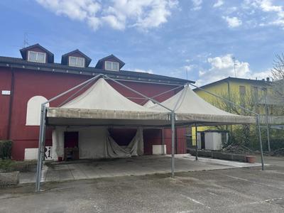 ARREDO DA RISTORANTE, ATTREZZATURE DA RISTORAZIONE, ATTREZZATURE ELETTRONICHE