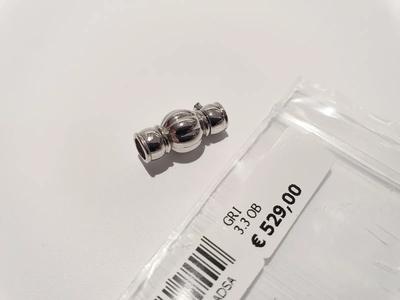 (Lotto n.1868) una chiusura per collana in oro bianco 18 kt gr. 3,30