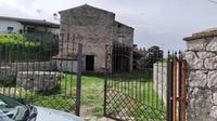 Piena ed intera proprietà di fabbricato ubicato in...