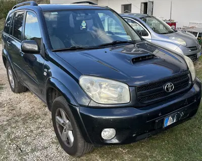 Autoveicolo TOYOTA Rav 4 tg. CY 395 .. (IN LOCO)