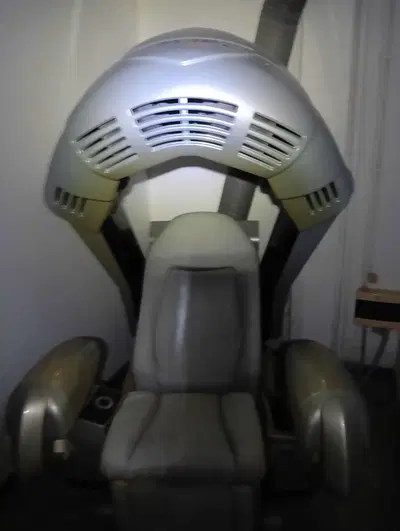 Lotto 10: Macchina Solarium quadrifacciale mod. MAXTER proveniente da...